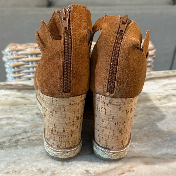 Women’s DOLCE VITA Otto wedge platform brown suede sandals- Size 9 - Picture 5 of 9